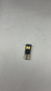 LED лампа W5W T10 габарит CANBUS 2.5W 12-24V (0008)